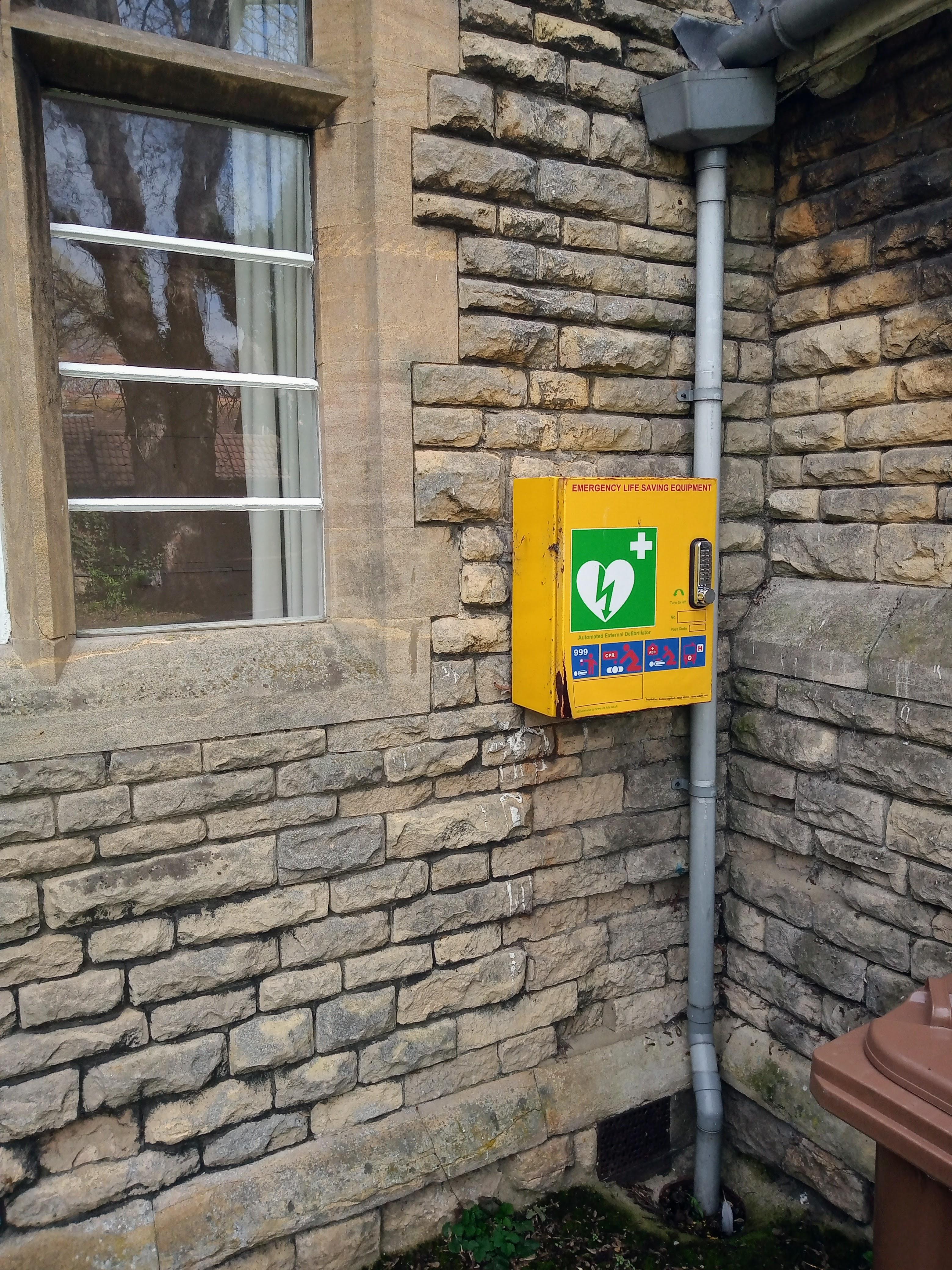 AED Winchelsea centre