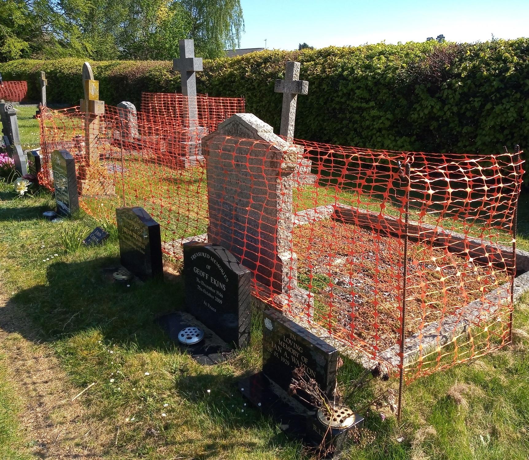 A photo of headstones in the Sleaford road cemetery